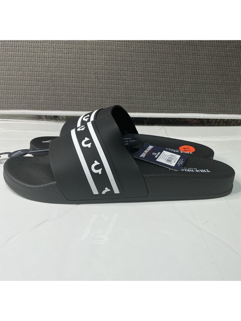 True Religion Men's Size 11 Style TR-Snoop -S Black & White Logo Slide Sandals